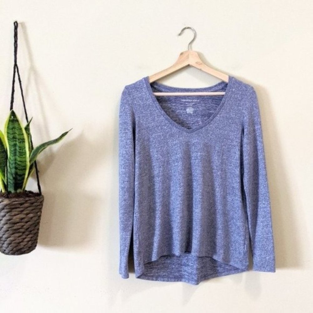 American Eagle Soft & Sexy Plush Blue V-Neck Tee